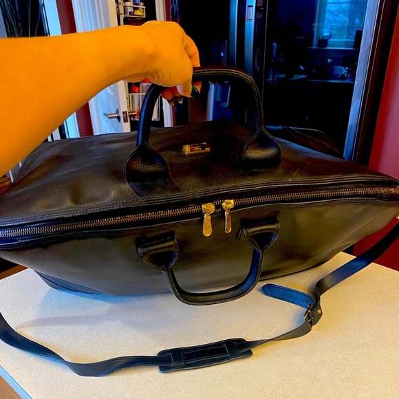 MCM Traveler Weekender Bag w/Adjustable Strap and COA, Vintage. EUC - Picture 14 of 16